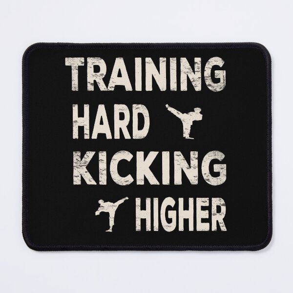 Artikelvorschau, Training hard kicking higher Taekwondo Master Techniques and martial art Drills entworfen und verkauft von Merchandiser099.