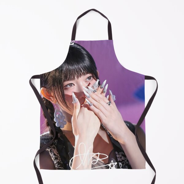 Aperçu de l'œuvre IVE LEESEO IVE ACCENDIO HEYA IVE Mine créée et vendue par Valereekmerch.