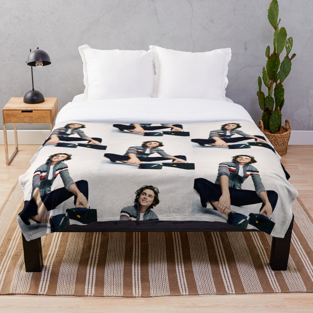 "Timothée Chalamet" Throw Blanket for Sale by Phoebemorritt Redbubble