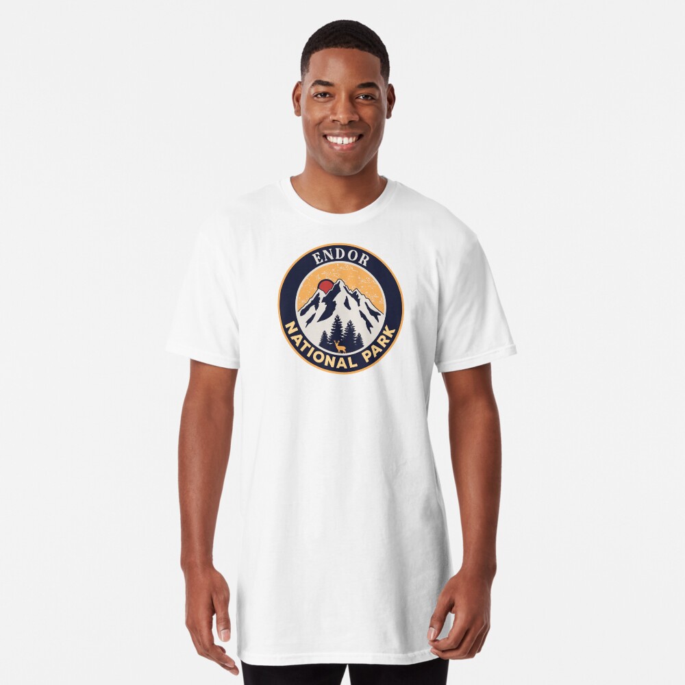 Vista previa del artículo con la obra «Camiseta larga», diseñado y vendido por graphic-map.