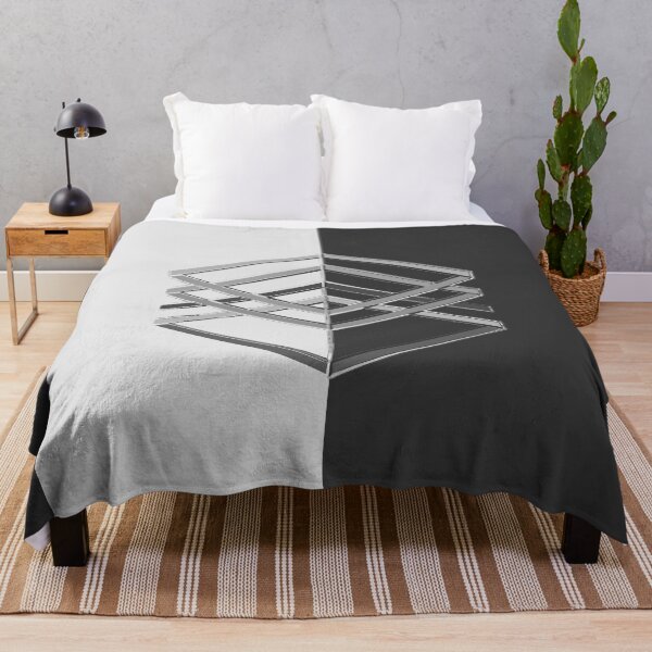 Item preview, black and white background logo designed and sold by wonghong.