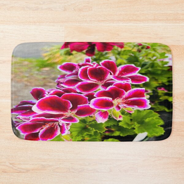 Item preview, Large Flower Pelargonium designed and sold by cascadecuts.