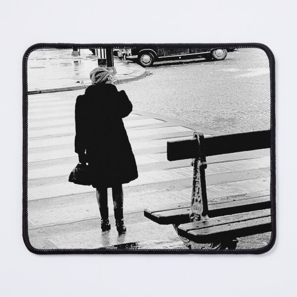 Item preview, vr 3718 / finition 2024 - Olivier Reporter Photo sur: 64 - Les Gens de Paris 1975 " Curious - Curieuse Apparition ! " - Okaio-Umin Créations Olavia-Olao designed and sold by o.okaïo.