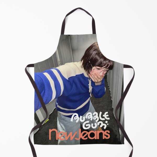 Artikelvorschau, Hanni Bubble Gum Wie süß Super schüchtern Cool mit dir ETA New Zip entworfen und verkauft von Valereekmerch.