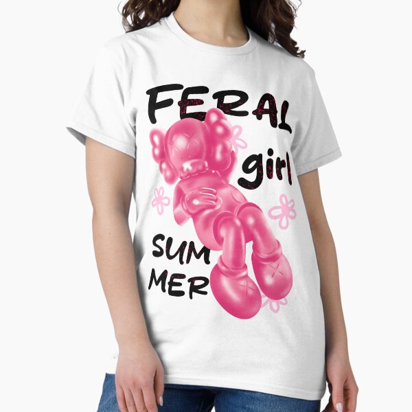 Aperçu de l'œuvre Feral Girl Summer avec figurine rose Kaws Hypebeast créée et vendue par OmoYolo.