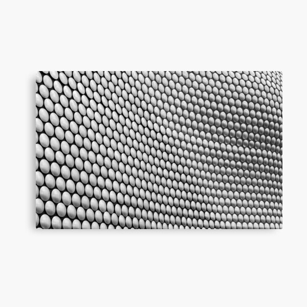Aperçu de l'œuvre Disques en aluminium brillant dans une courbe de balayage créée et vendue par Chris Warham.