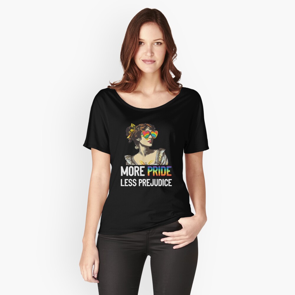 Artikel-Vorschau von Loose Fit T-Shirt, designt und verkauft von tessaaxx.