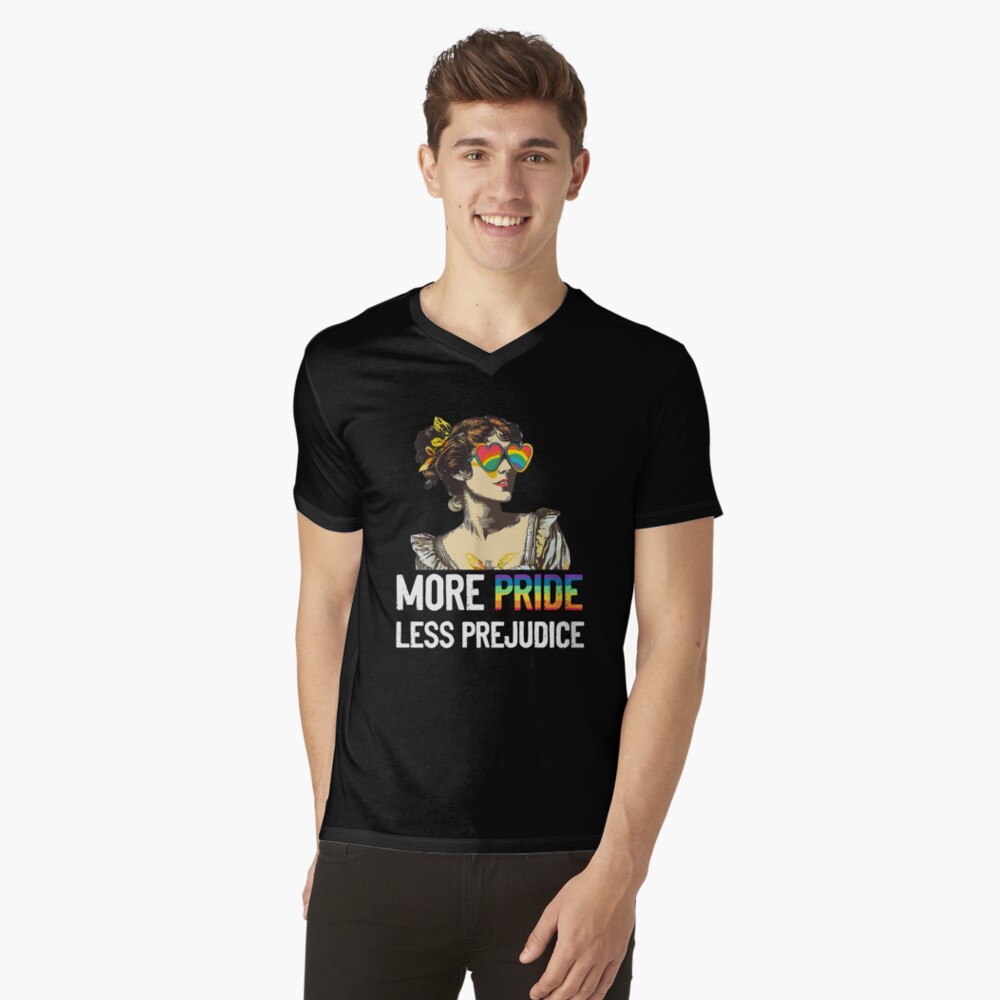 Artikel-Vorschau von T-Shirt mit V-Ausschnitt, designt und verkauft von tessaaxx.
