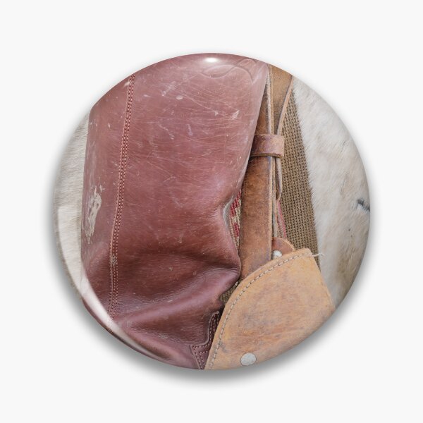 Artikelvorschau, Stiefel eines patagonischen Gauchos entworfen und verkauft von PhotoArt by Joan Carroll.