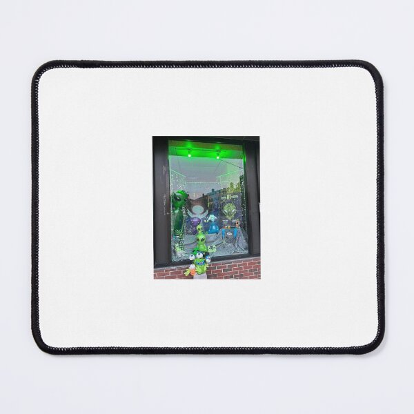 Item preview, Alien designed and sold by Lauracolleen3.