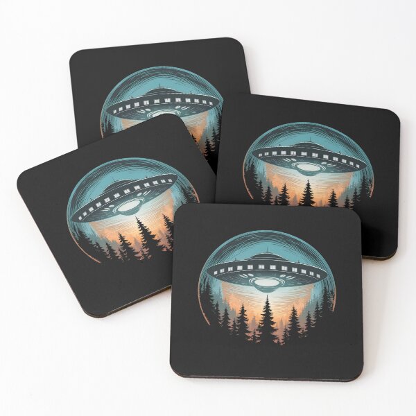 Artikelvorschau, Retro UFO Wald entworfen und verkauft von VerdePlantTees.