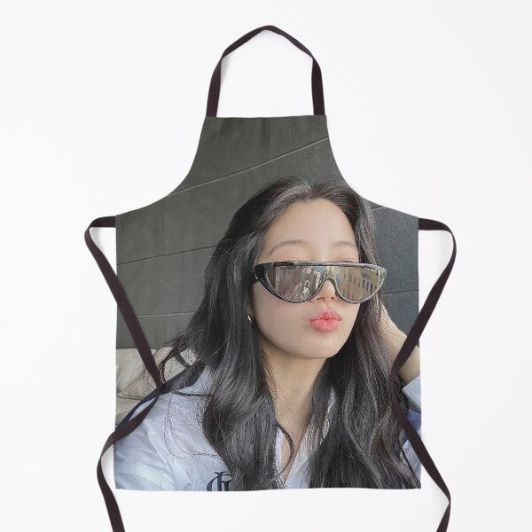 Item preview, Le Sserafim Kazuha Easy SMART Haz que parezca fácil designed and sold by Valereekmerch.
