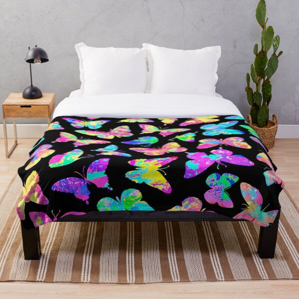 Aperçu de l'œuvre Papillons tie-dye arc-en-ciel  créée et vendue par LMStudioDesigns.