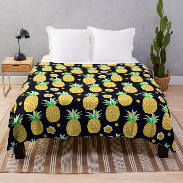 Item preview, Noche tropical Paraíso de piña negra Patrón de isla floral designed and sold by thegamerhero.