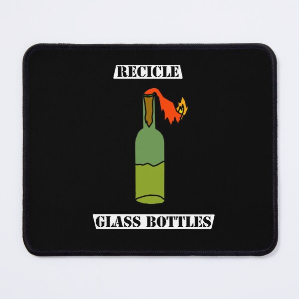 Aperçu de l'œuvre Bouteilles en verre recicle créée et vendue par Natty Warkentin.