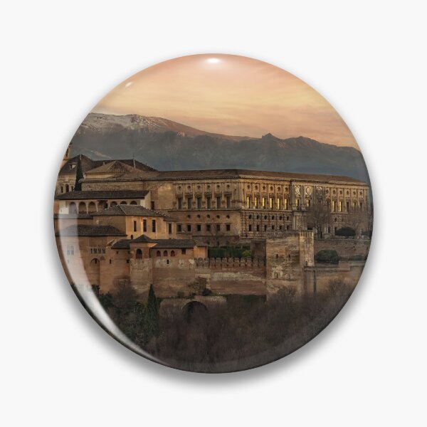 Artikelvorschau, Alhambra: Ein UNESCO-Juwel entworfen und verkauft von Rebecca Herranen.