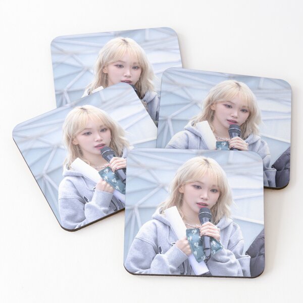 Aperçu de l'œuvre Le Sserafim Chaewon Easy SMART Donnez l'impression que ça a l'air facile créée et vendue par Valereekmerch.