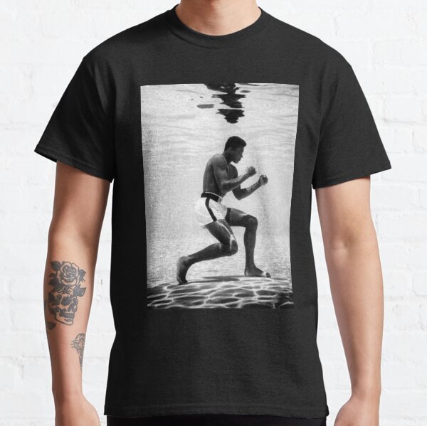 Muhammad Ali Under Water Fighting Position Camiseta clásica