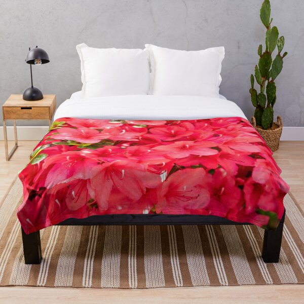 Item preview, Flores de azalea japonesas que florecen en el jardín designed and sold by TheTwoWorlds.