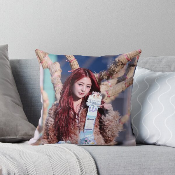 Item preview, Le Sserafim Yunjin Easy SMART Make it Look Easy designed and sold by Valereekmerch.