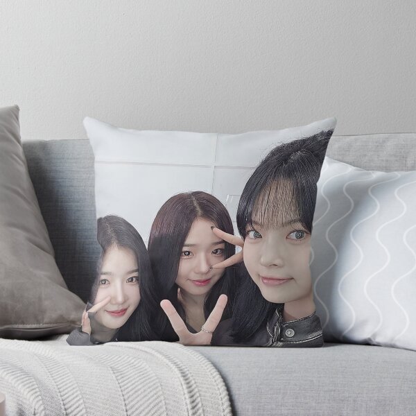 Item preview, Le Sserafim Eunchae Easy SMART Make it Look Easy designed and sold by Valereekmerch.