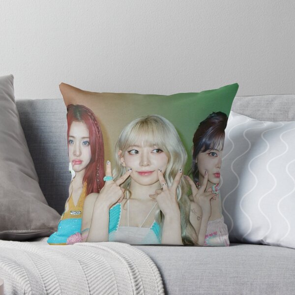 Item preview, Le Sserafim Sakura Yunjin Eunchae Easy SMART Make it Look Easy designed and sold by Valereekmerch.