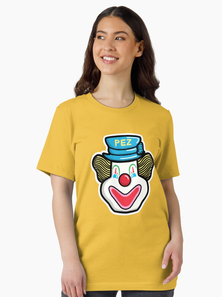 Imagen 2 de 7, Camiseta esencial con la obra Cabeza de Peter Pez - Amarillo, diseñada y vendida por emily-pez.