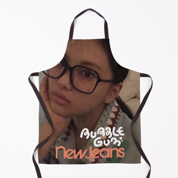 Artikelvorschau, Hyein Bubble Gum Right Now Supernatural Wie süß Super schüchtern Cool mit dir ETA New Zip entworfen und verkauft von Valereekmerch.