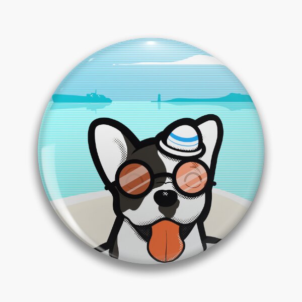 Artikelvorschau, Lächelnder Hund mit Sonnenbrille am Strand mit Rettungsring und kleiner Matrosenmütze. entworfen und verkauft von tennstudio.