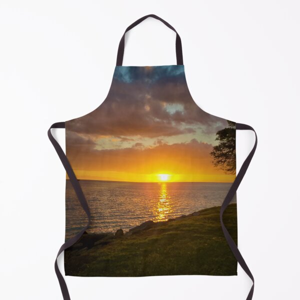 Item preview, Puesta de sol sobre Oahu, Hawaii designed and sold by BeWitchingMom.