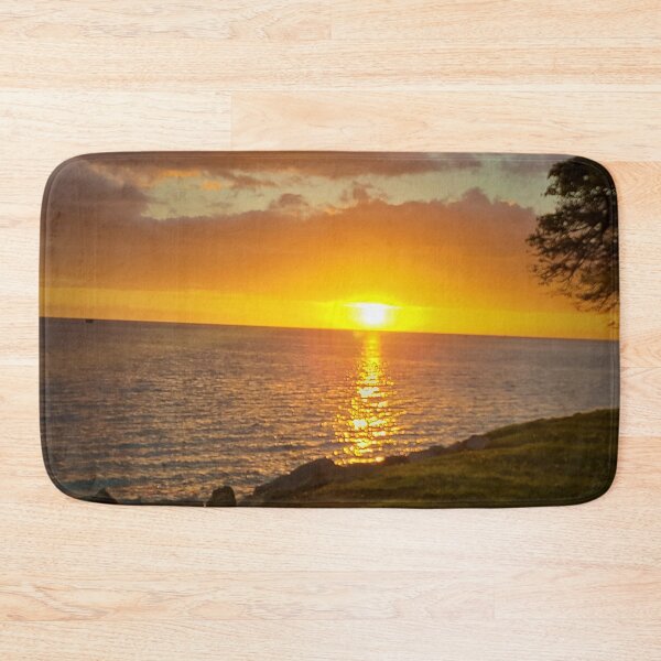 Item preview, Puesta de sol sobre Oahu, Hawaii designed and sold by BeWitchingMom.