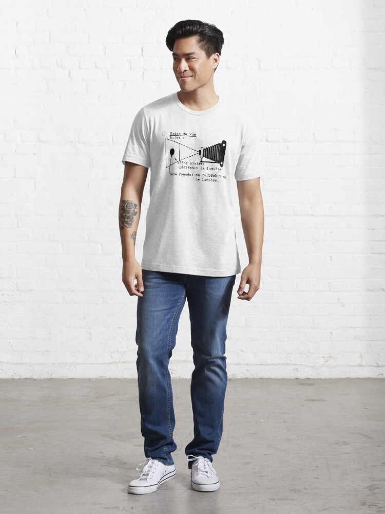 Alternate view of la prise de vue Essential T-Shirt