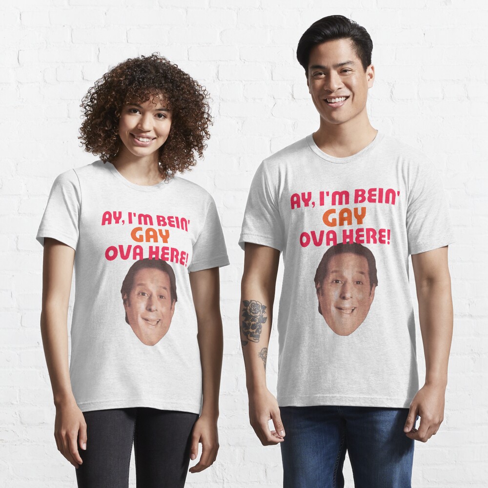 Aperçu de l'œuvre T-shirt essentiel créée et vendue par StrangeBootique.