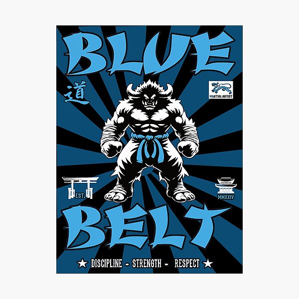 Artikel-Vorschau von Blauer Gürtel - Der Weg zur Meisterschaft in der Kampfkunst, designt und verkauft von RetroMaritalArt.