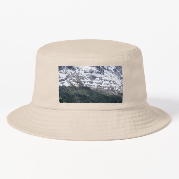 Eiger bucket hat fashion