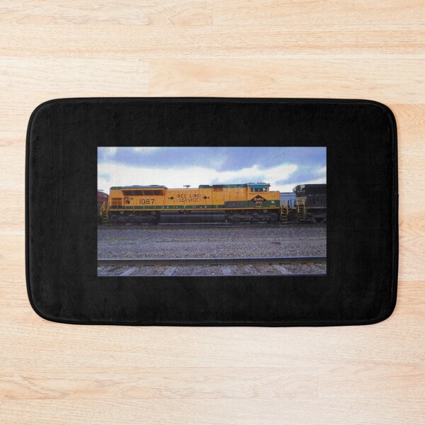Item preview, Yellow/Green NS #1067 BeeLine RailRoad Reading Lines 4kPhoto1 designed and sold by train-shop.