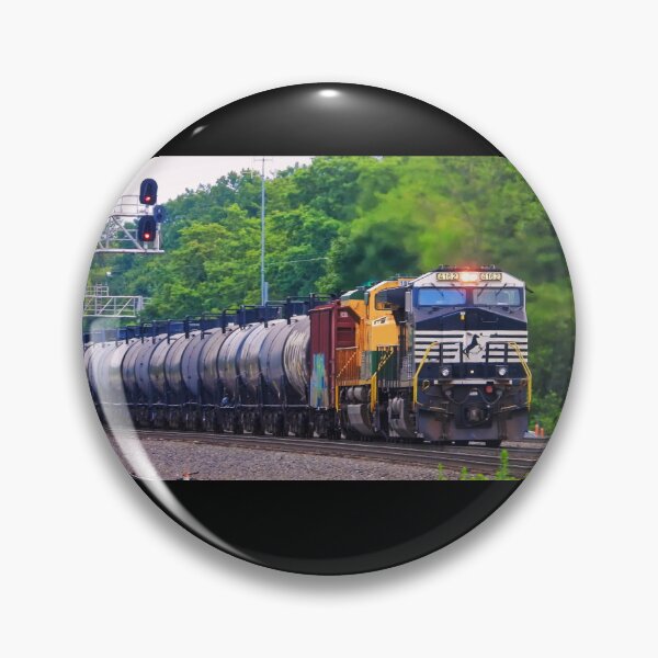 Item preview, Yellow/Green NS #1067 BeeLine RailRoad Reading Lines 4kPhoto2 designed and sold by train-shop.