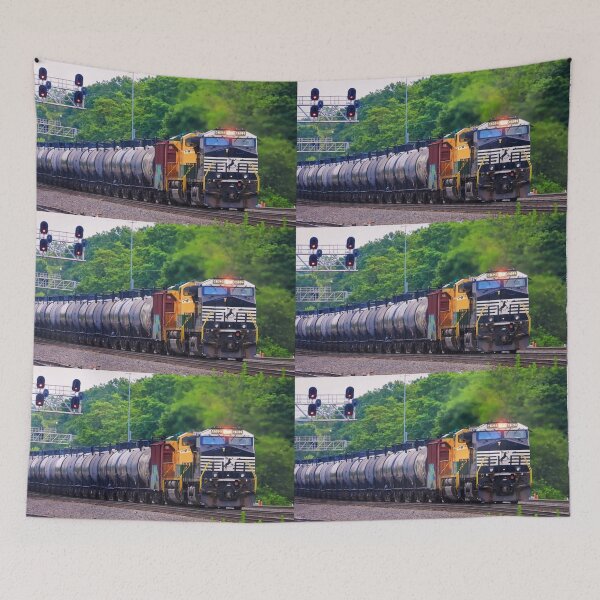 Item preview, Yellow/Green NS #1067 BeeLine RailRoad Reading Lines 4kPhoto2 designed and sold by train-shop.