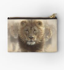 Lions Running "Eat My Dust" Studio Pouch