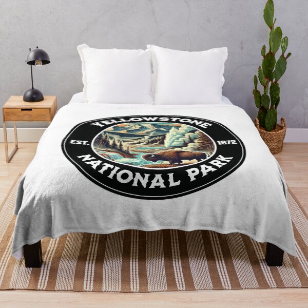 Artikelvorschau, Yellowstone Nationalpark, gegründet 1872, Retro-Design entworfen und verkauft von CALIMASHIRTS.