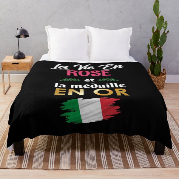 Item preview, La Vie en Rose et la médaille en Or - Italia designed and sold by SoulArtDesign.