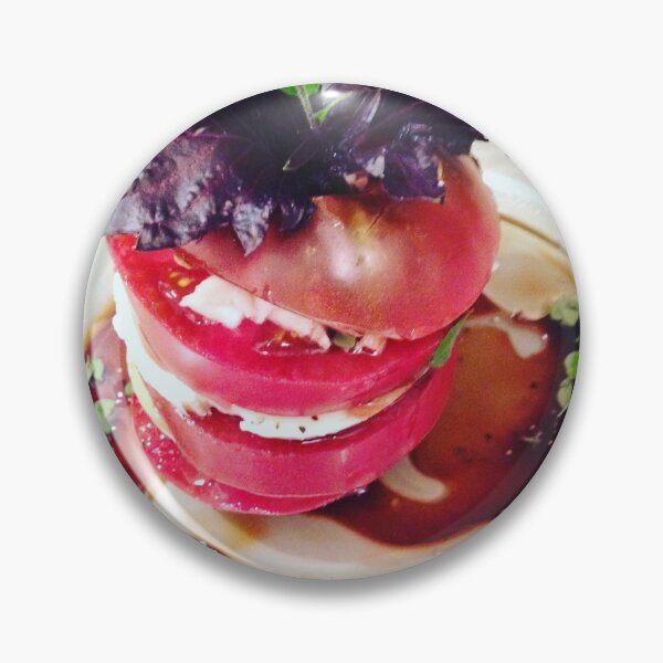 Aperçu de l'œuvre Salade Caprese empilée créée et vendue par LadyLancaster.