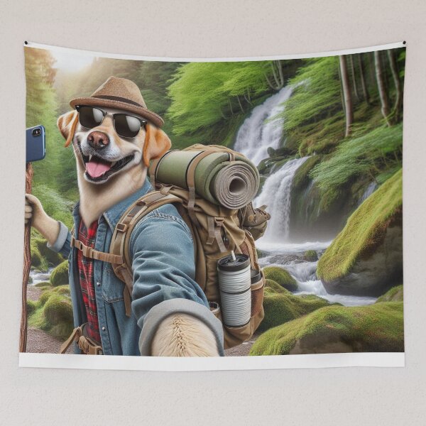 Item preview, Labrador Retriever Celebridad de las redes sociales en una caminata mientras se toma una selfie designed and sold by TheDogOnIt.