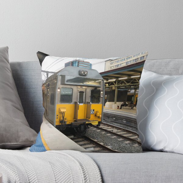 Item preview, Los trenes K de Sydney se encuentran en la estación central designed and sold by Anthony501st.