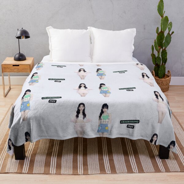 Item preview, Chaeryeone itzy (KPOP) designed and sold by jaofnn.