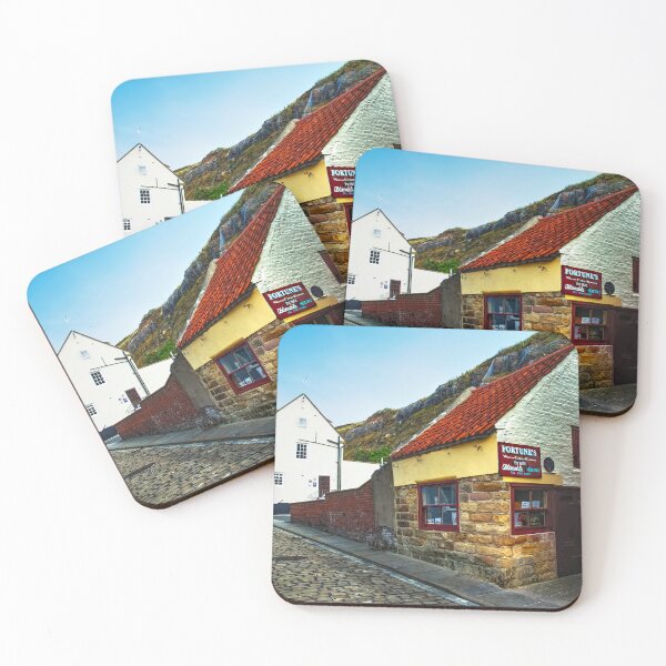 Aperçu de l'œuvre Kippers de la rue Henrietta de Whitby créée et vendue par Alisonchambers2.