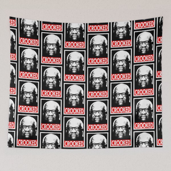 Aperçu de l'œuvre Clarence Thomas tordu - Impeach Clarence Thomas créée et vendue par Thelittlelord.