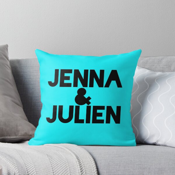 Artikelvorschau, Jenna und Julien entworfen und verkauft von Ren Andrews.