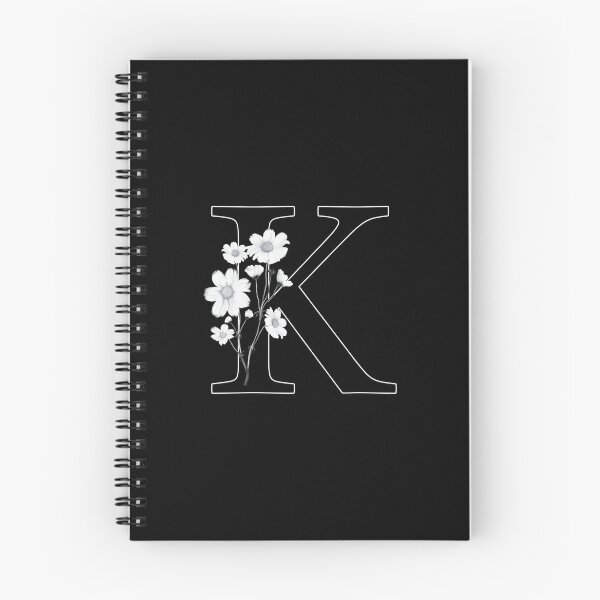 Aperçu de l'œuvre Monogramme lettre K noir avec fleurs créée et vendue par To the Lua.