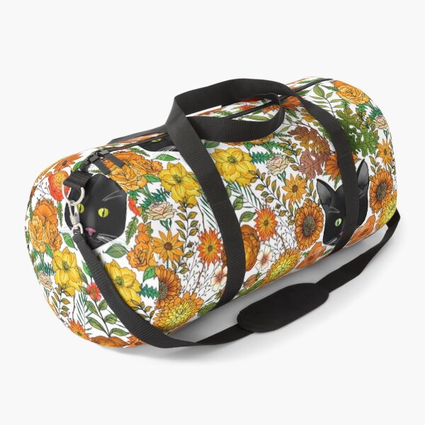 Artikelvorschau, Schwarze Katzen in einem Herbstgarten entworfen und verkauft von IrishVikingDesigns.